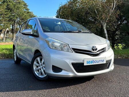 TOYOTA YARIS 1.33 Dual VVT-i TR Euro 5 5dr