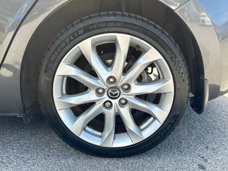MAZDA MAZDA3