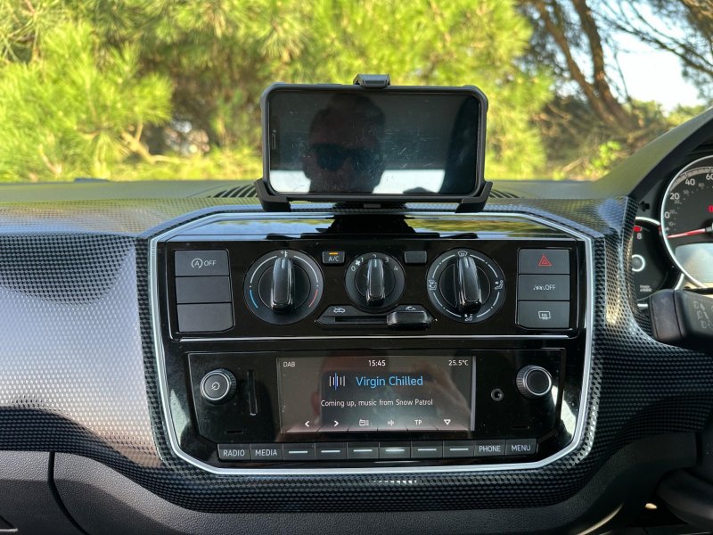 VOLKSWAGEN UP