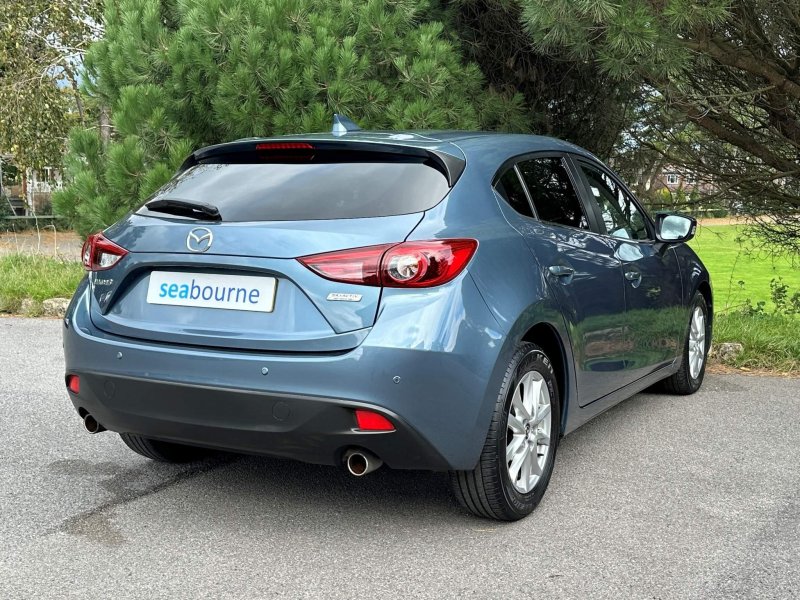 MAZDA MAZDA3