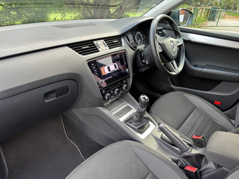 SKODA OCTAVIA