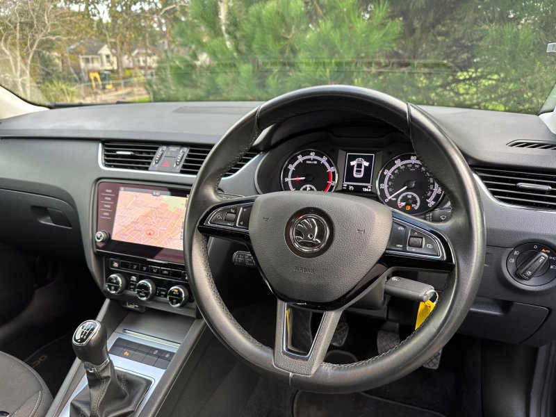 SKODA OCTAVIA
