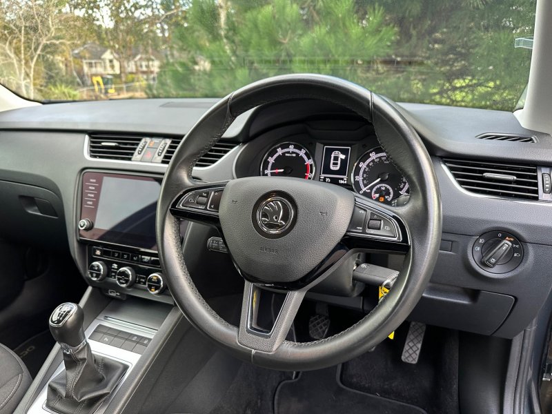 SKODA OCTAVIA