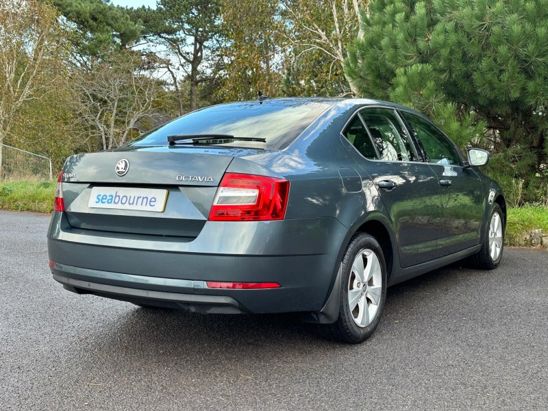 SKODA OCTAVIA