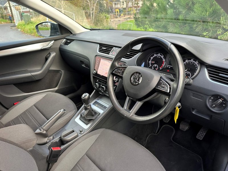 SKODA OCTAVIA