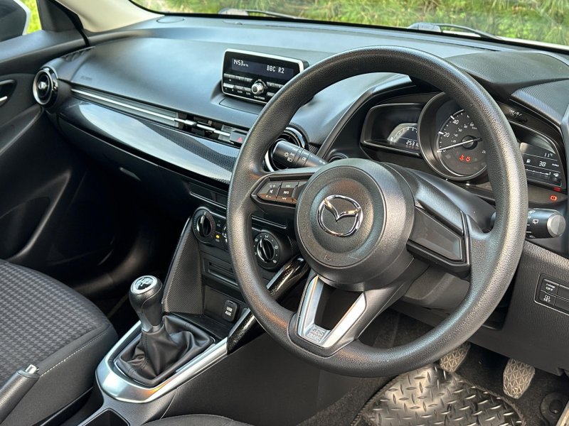 MAZDA MAZDA2