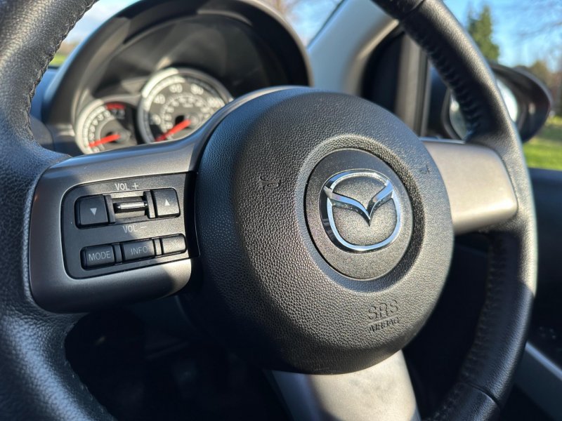 MAZDA MAZDA2