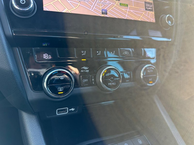 SKODA OCTAVIA