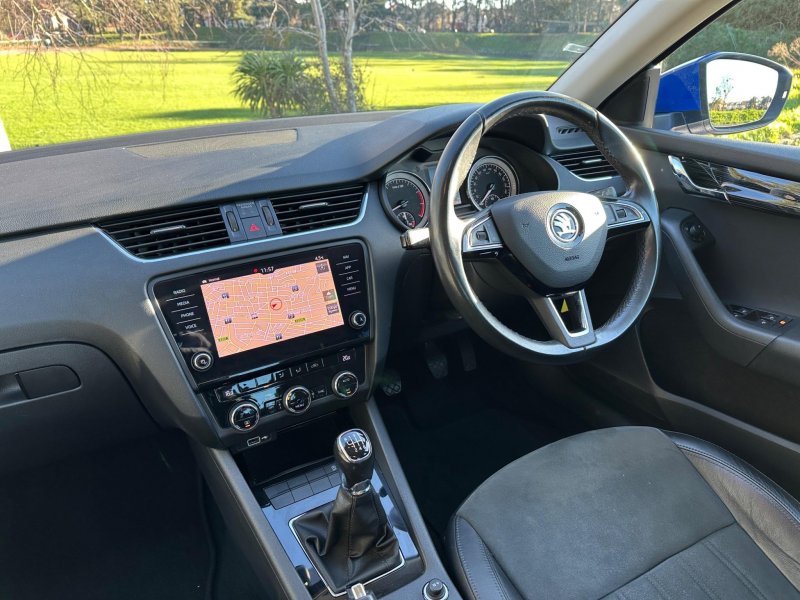 SKODA OCTAVIA