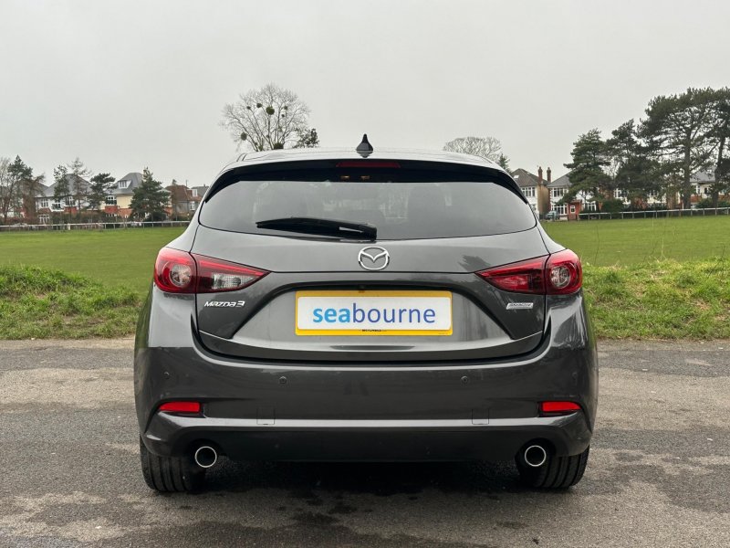 MAZDA MAZDA3