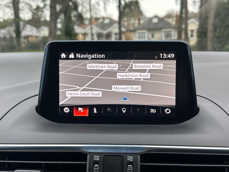 MAZDA MAZDA3