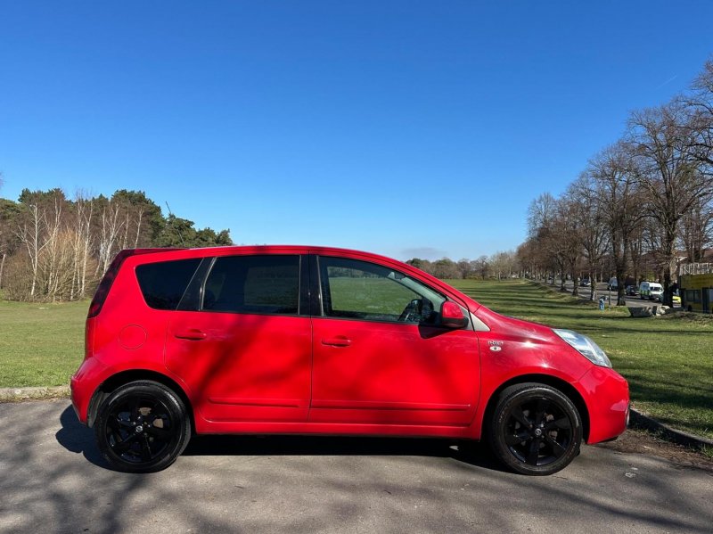 NISSAN NOTE